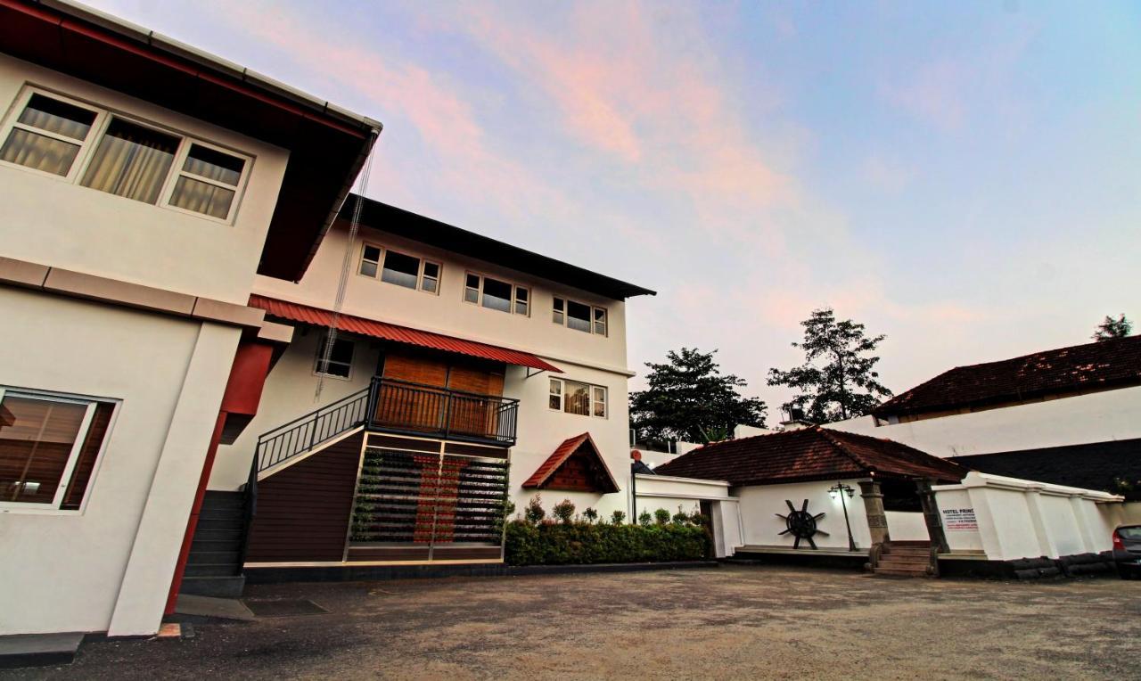 Treebo Prince Kottayam Dış mekan fotoğraf